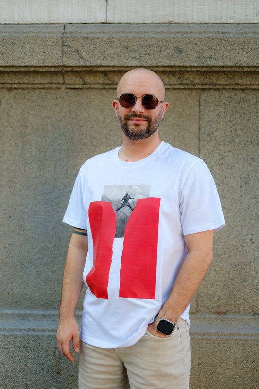 Geometry of Survival Tee